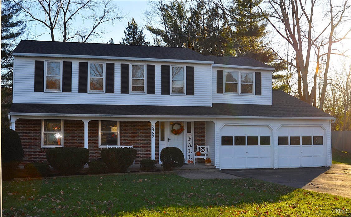 7497 Woodstream Terrace, Clay, New York image 3