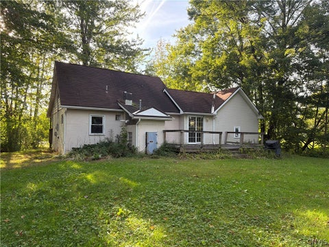 Tiny photo for 5720 State Route 233, Westmoreland, NY 13440 (MLS # S1712855)