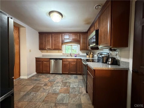 Tiny photo for 5720 State Route 233, Westmoreland, NY 13440 (MLS # S1712855)