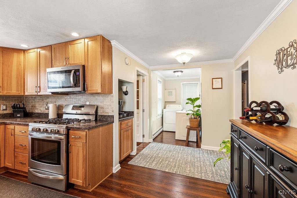 6 Woodworth Drive, West Monroe, New York image 3
