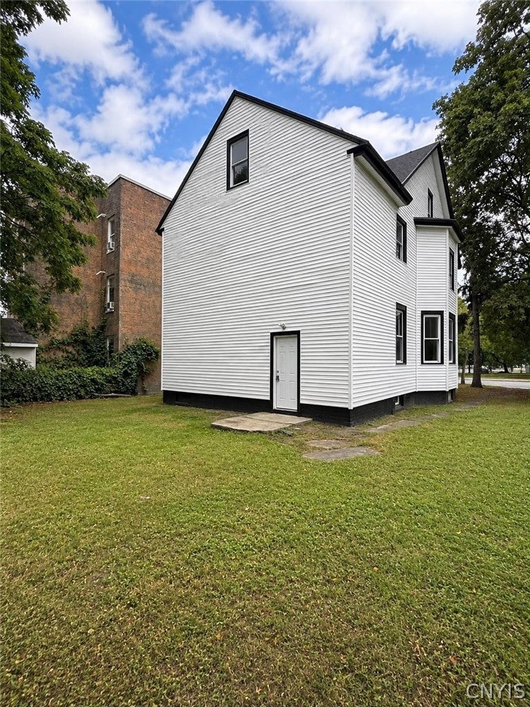 604 W Onondaga Street