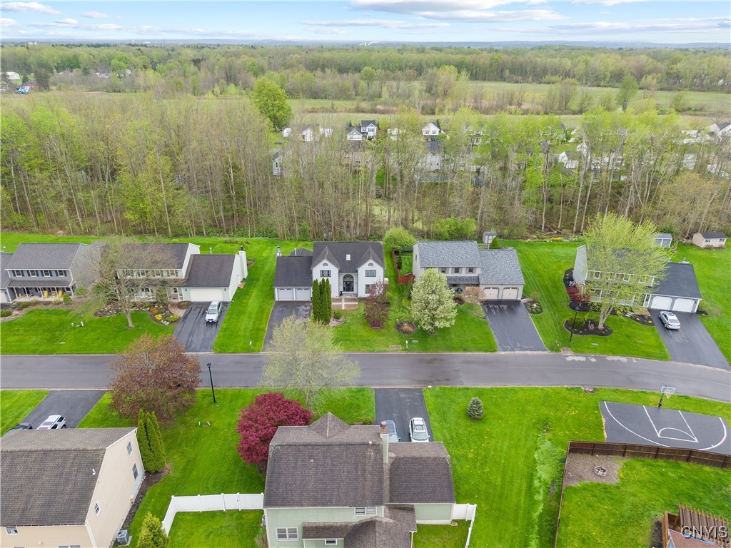 4358 Javelin Trl, Clay, New York image 40