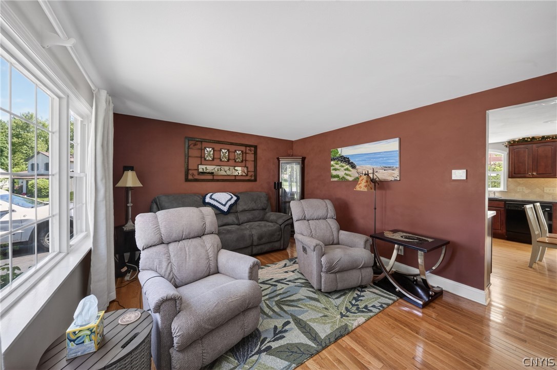 8387 Zenith Drive