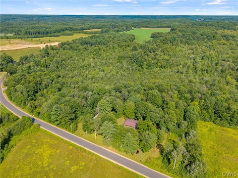 Tiny photo for 679 Hog Back Road, Albion, NY 13302 (MLS # S1705988)