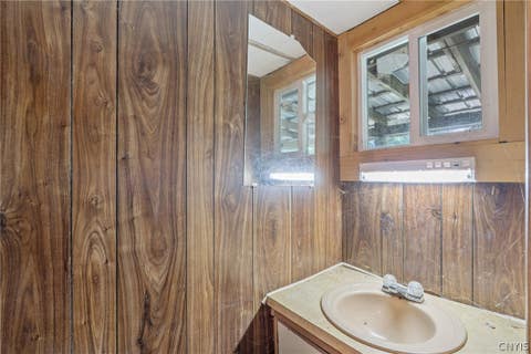 Tiny photo for 679 Hog Back Road, Albion, NY 13302 (MLS # S1705988)