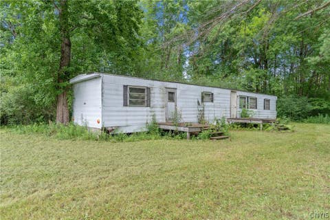 Tiny photo for 679 Hog Back Road, Albion, NY 13302 (MLS # S1705988)