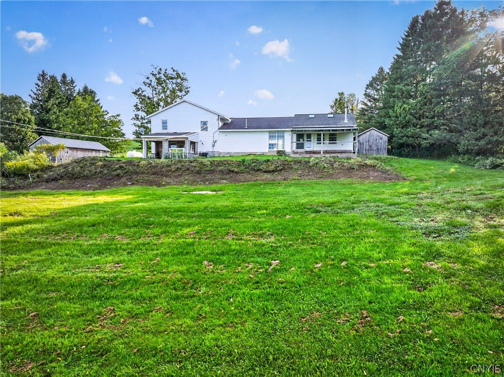 10527 Roberts Road