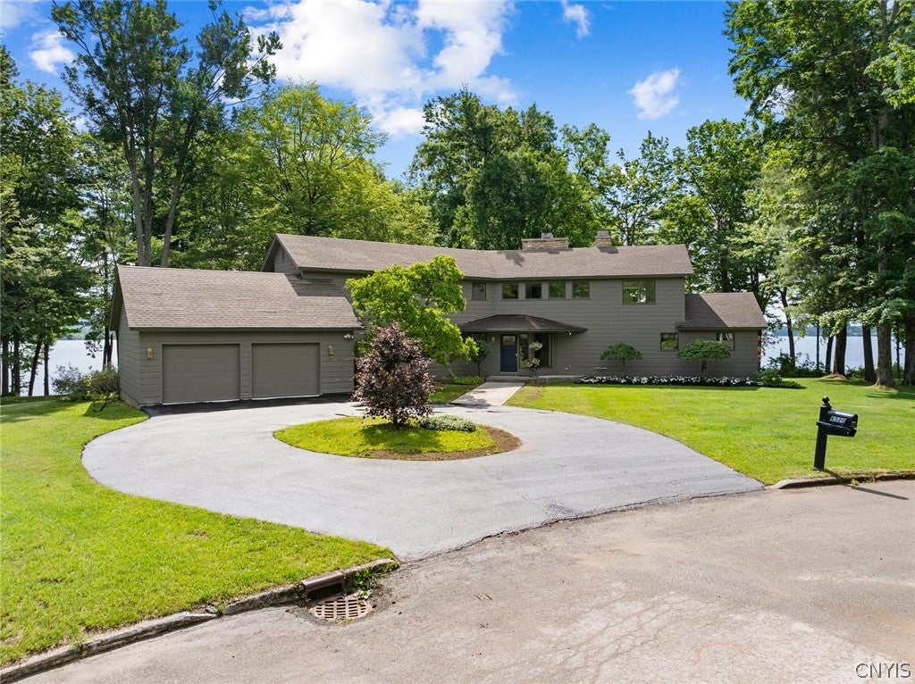 6520 Pillmore Circle