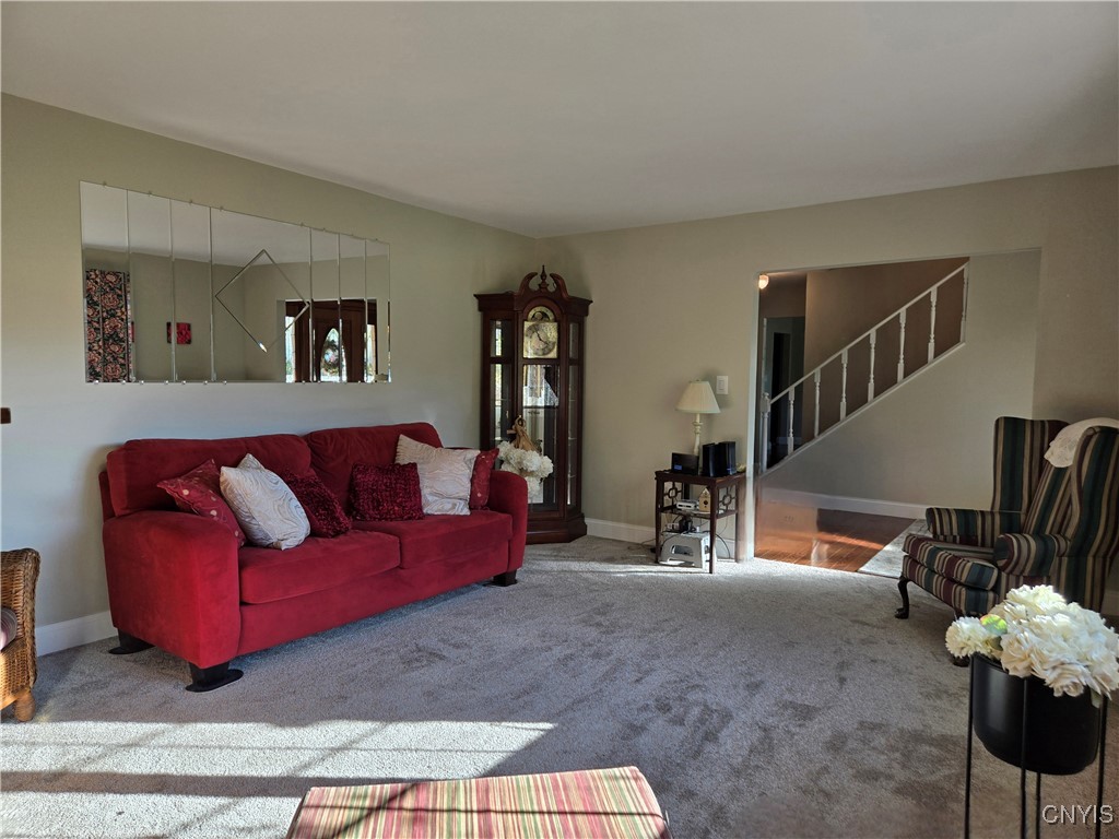 6584 Stage Road