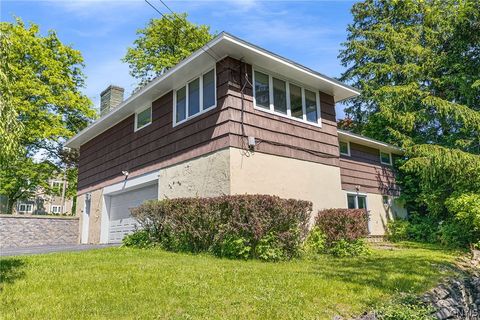 Homes For Sale - 1500 Salt Springs Road<br/> Syracuse, NY 13214