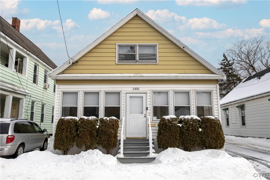 1302 Noyes Street, Utica, New York image 2
