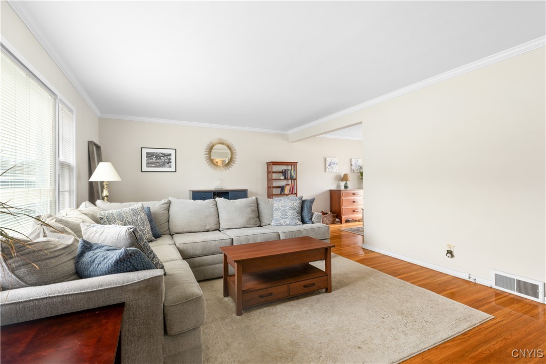 18 Eastwood Avenue, Utica, New York image 6