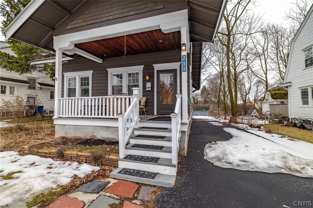 Photo of 218 Candee Avenue, Syracuse, NY 13224 (MLS # S1664968)