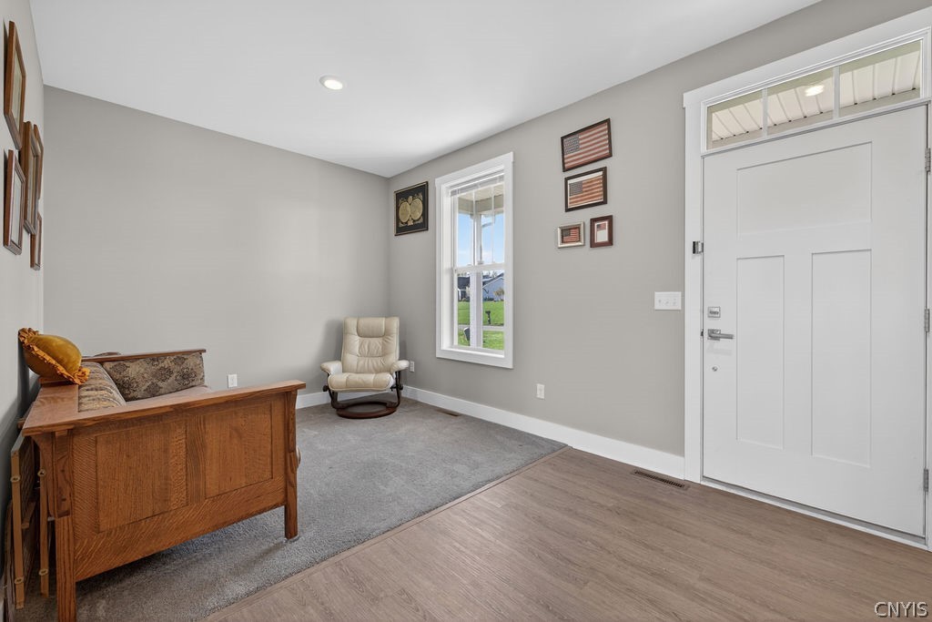 5543 Rolling Meadows Way