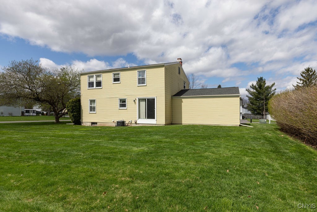 4242 Stepping Stone Lane, Clay, New York image 33