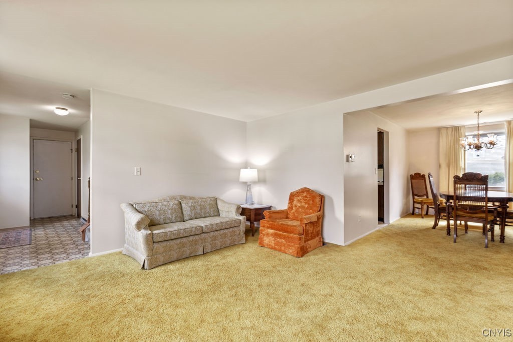 4242 Stepping Stone Lane, Clay, New York image 6