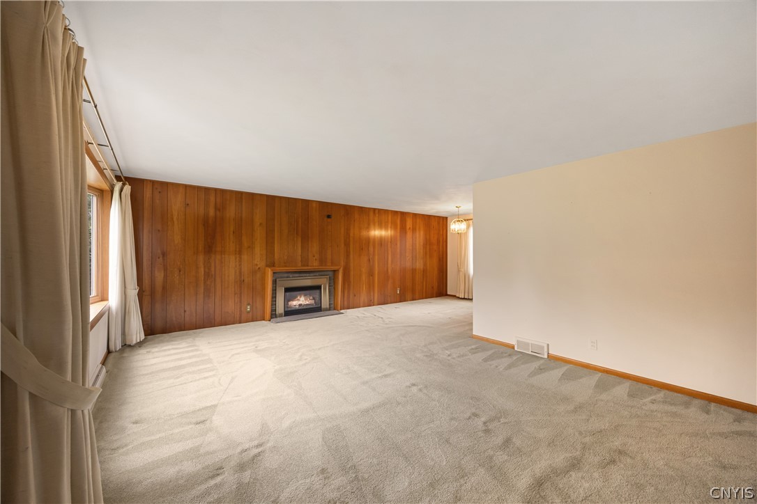 202 E Arbordale Road