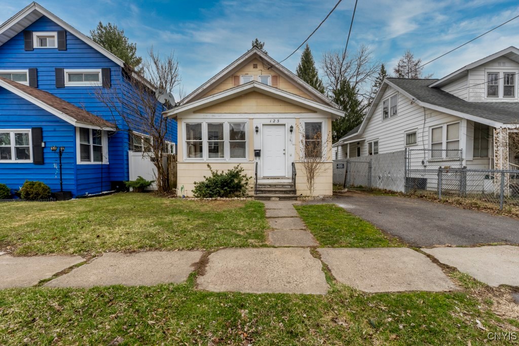 123 Shirley Drive, Syracuse, New York image 1