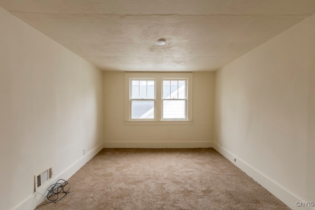 123 Shirley Drive, Syracuse, New York image 22