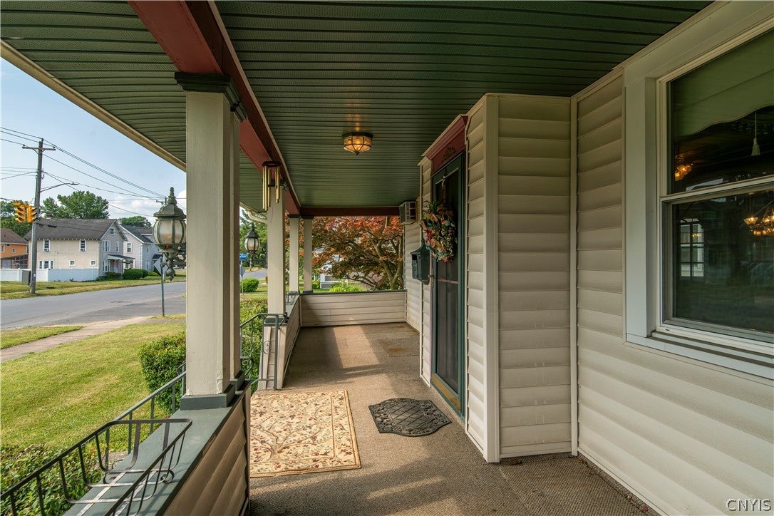 1516 Mohawk Street