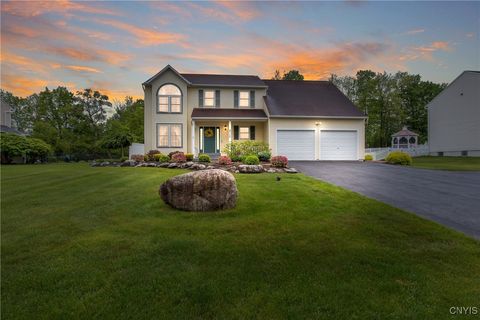 4710 Setting Sun Terrace Syracuse NY 13215