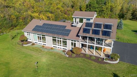 Homes For Sale - 6687 Beach Road<br/> Camillus, NY 13209