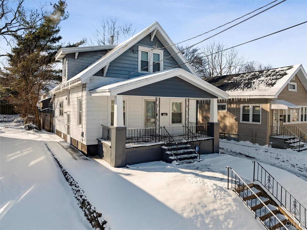 155 Maplehurst Avenue