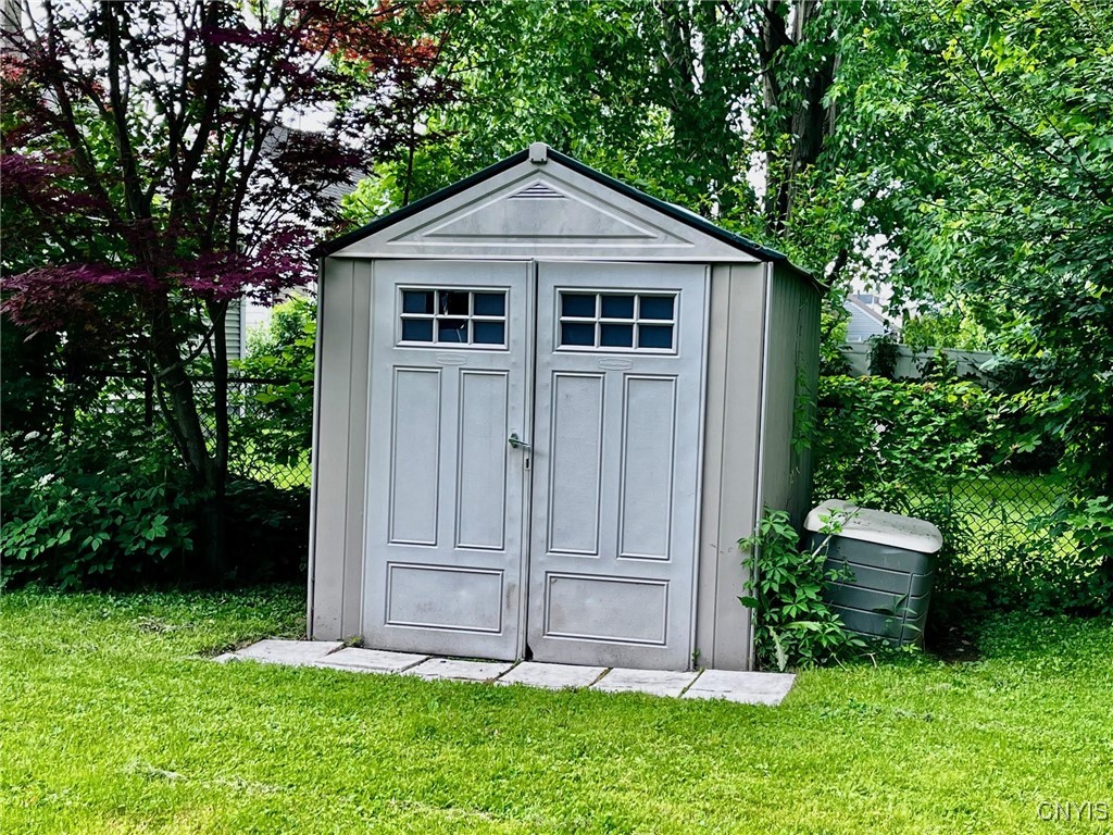 226 Darlington Road, Syracuse, New York image 16