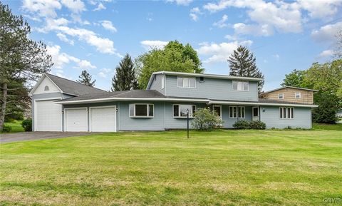 28 Elm Hill Way, Camillus, NY 13031 - MLS#: S1606355