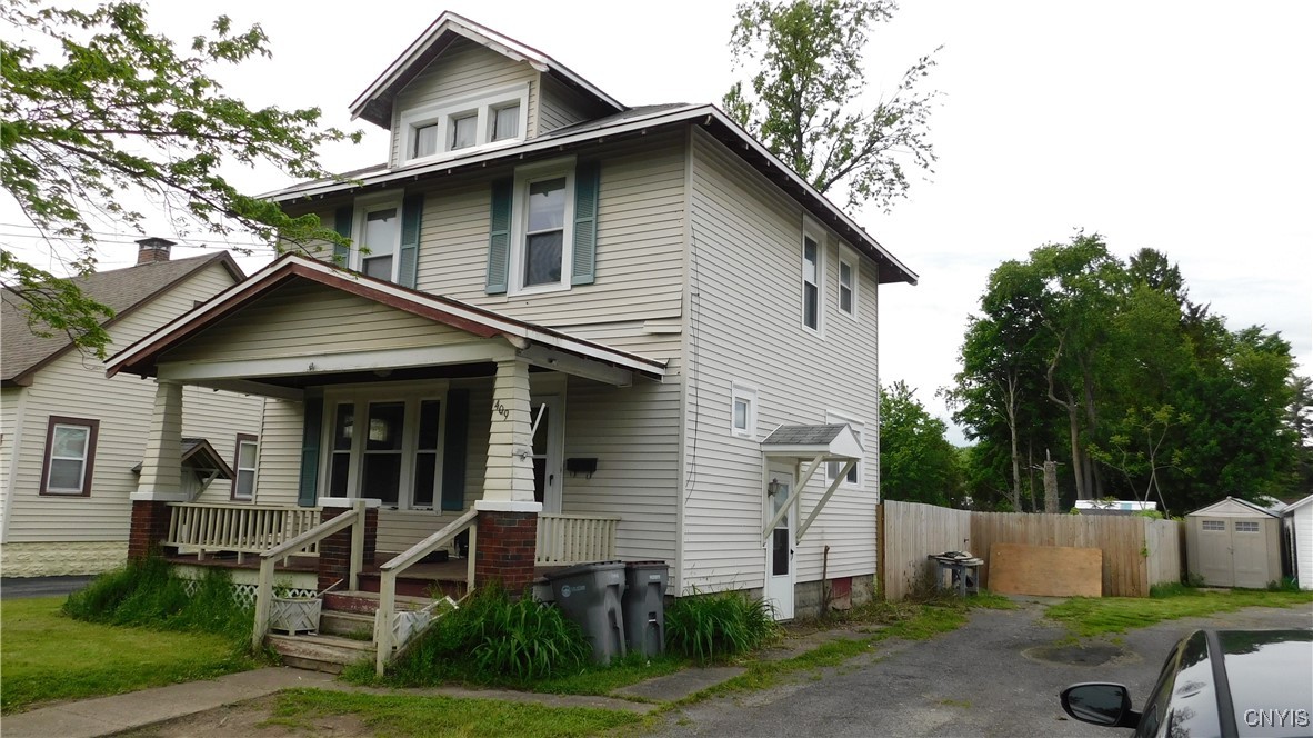 409 E Bloomfield Street