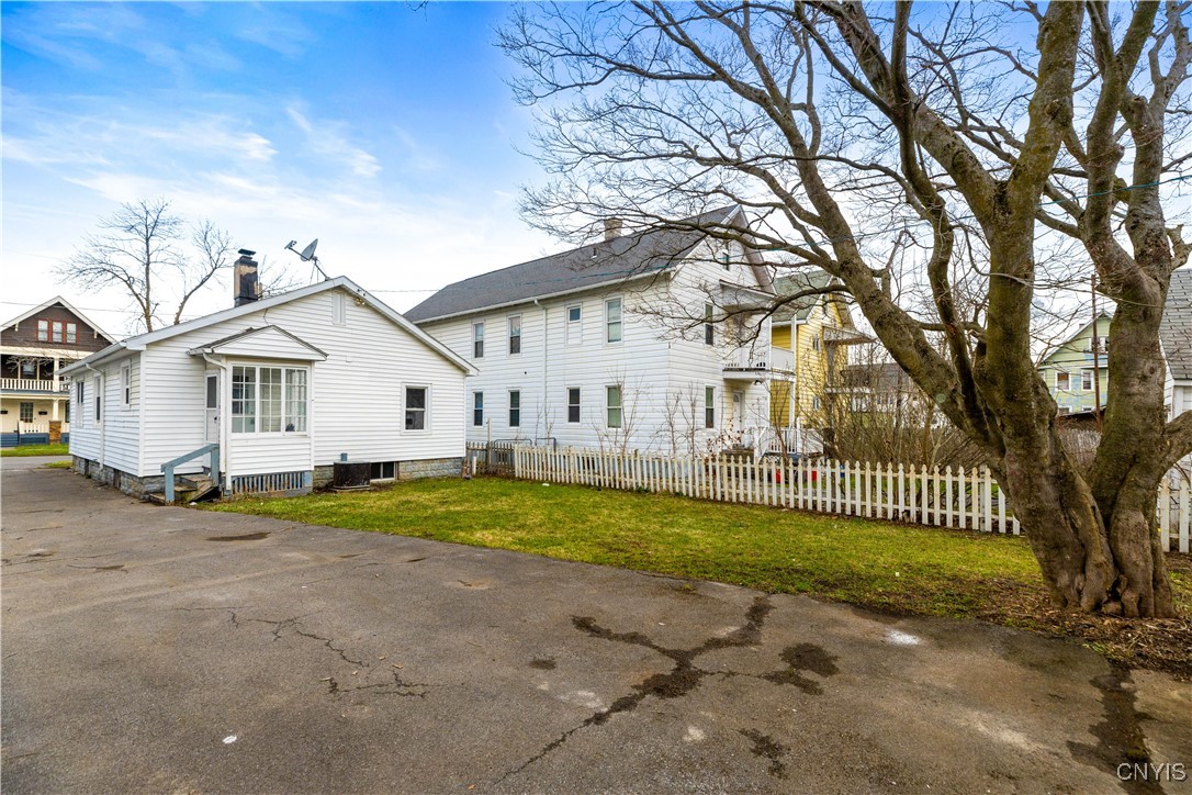 1609 Brinckerhoff Avenue, Utica, New York image 4