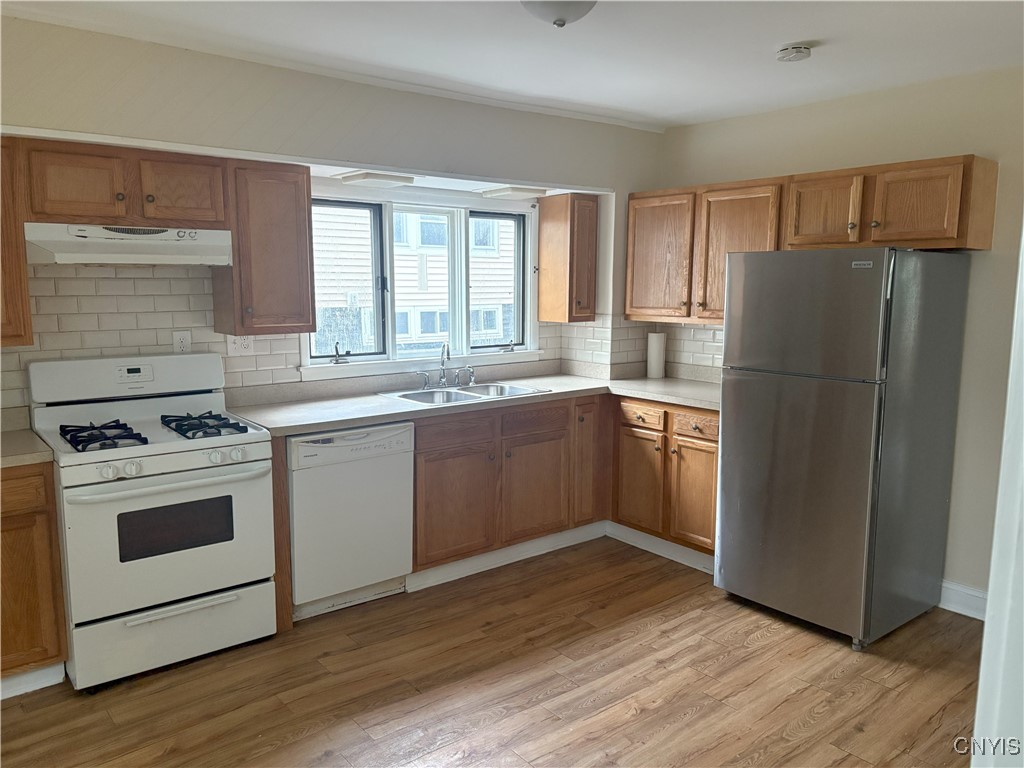 120 Malverne Drive, Syracuse, New York image 4