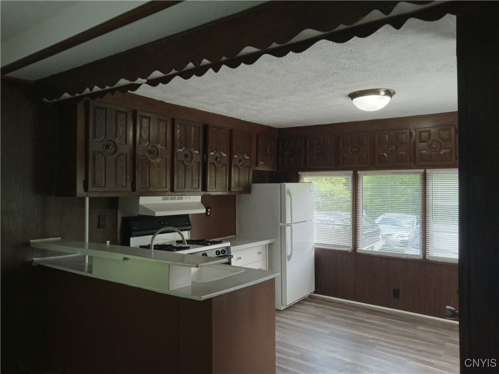 2348 Canal Road Road, Camillus, New York image 5