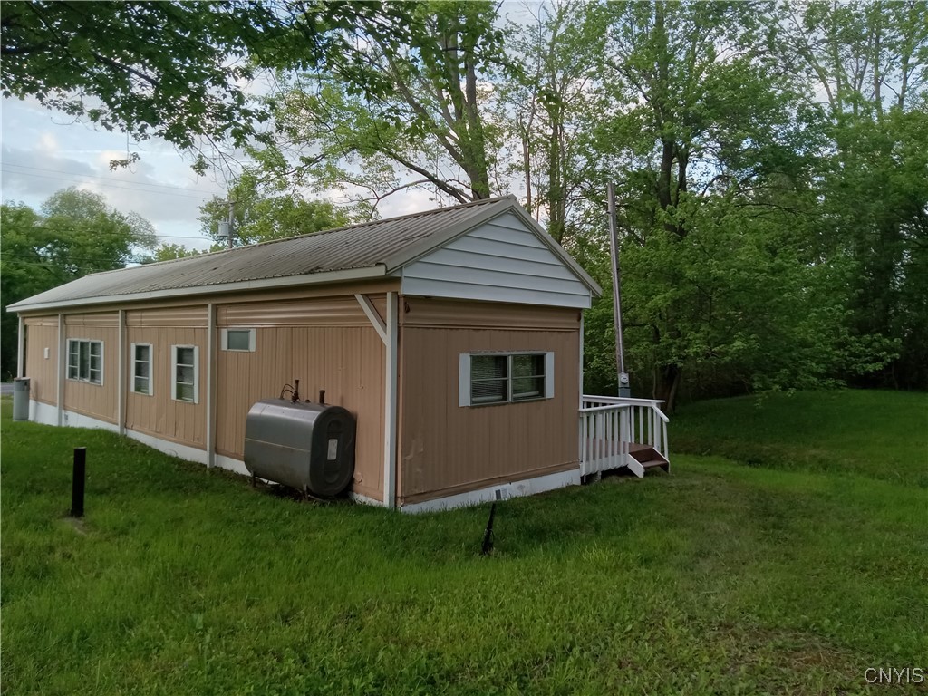 2348 Canal Road Road, Camillus, New York image 26