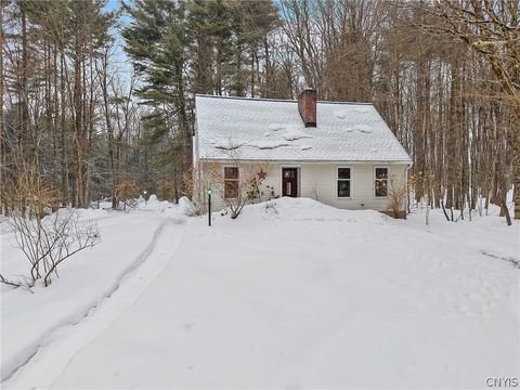 Homes For Sale - 6199 Lorena Road<br/> Oneida County, Rome, NY 13440