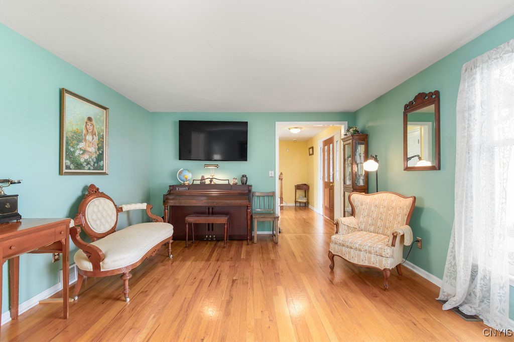 9470 Hawkeye Drive, Cicero, New York image 16