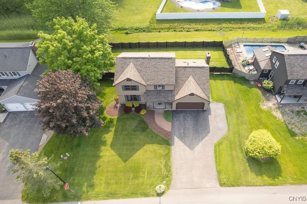 9470 Hawkeye Drive, Cicero, New York image 2