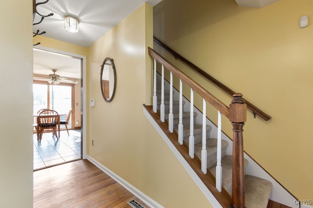 9470 Hawkeye Drive, Cicero, New York image 4