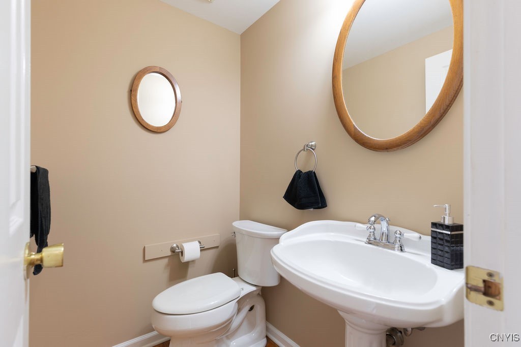 9470 Hawkeye Drive, Cicero, New York image 18