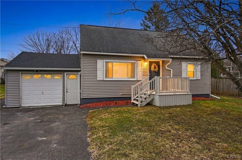 Homes For Sale - 4878 Bear Road<br/> Clay, NY 13088