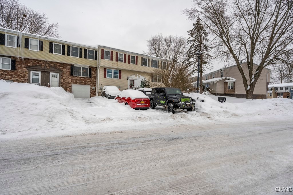 4174B Burningtree Road, Clay, New York image 1