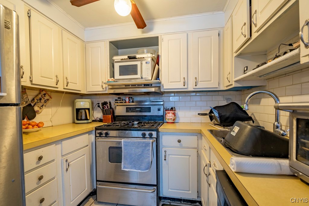 4174B Burningtree Road, Clay, New York image 4