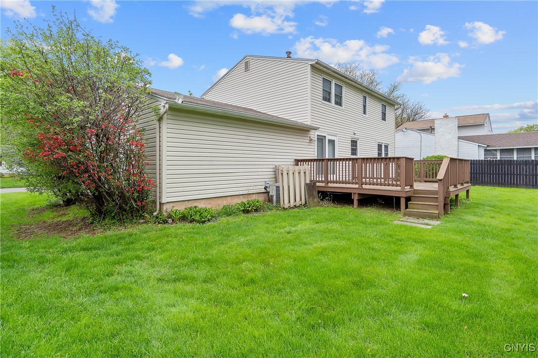 7745 Whiffletree Lane, Clay, New York image 35