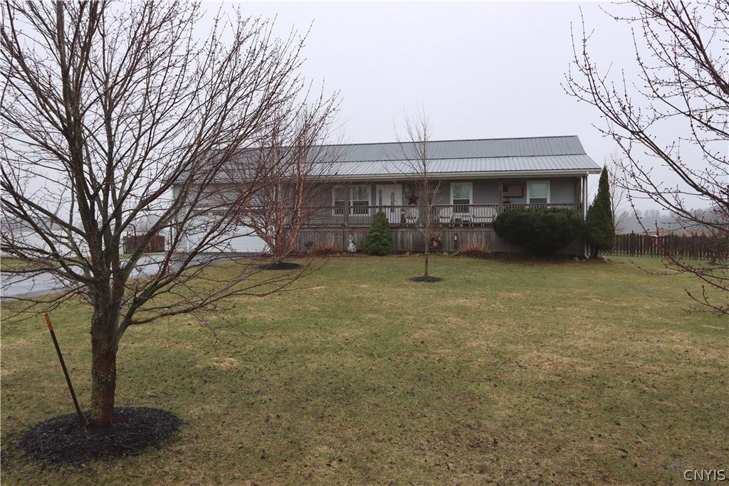 Photo of 26998 Lafave Road, Le Ray, NY 13601 (MLS # S1670208)