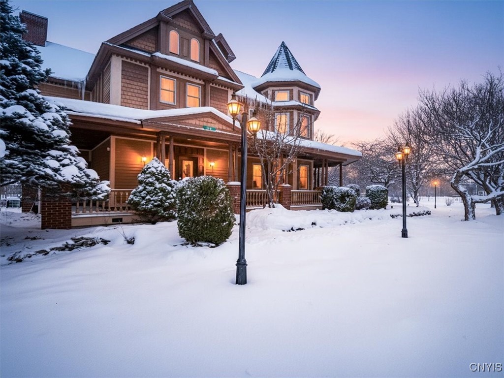 4318 Hawthorne Drive