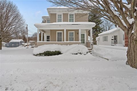 Apartment For Sale - 358 W 3rd Street<br/> Oswego County, Oswego, NY 13126