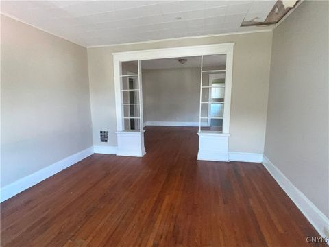 Tiny photo for 619 Stolp Avenue #21, Syracuse, NY 13207 (MLS # S1658671)