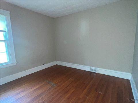 Tiny photo for 619 Stolp Avenue #21, Syracuse, NY 13207 (MLS # S1658671)