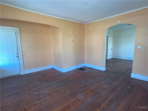 Tiny photo for 619 Stolp Avenue #21, Syracuse, NY 13207 (MLS # S1658671)