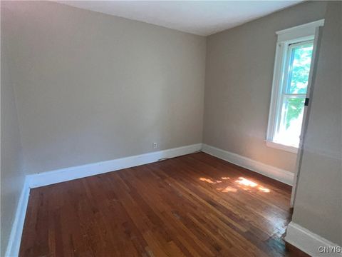 Tiny photo for 619 Stolp Avenue #21, Syracuse, NY 13207 (MLS # S1658671)